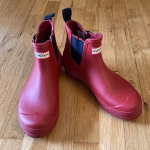 Hunter Red Chelsea Boots